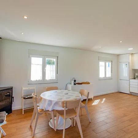 Tolombreo Casa Chuchi بيت للعطل